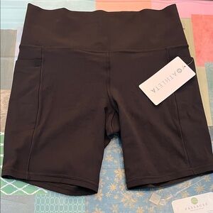Athleta Women's salutation 7” Black Bike Shorts high rise